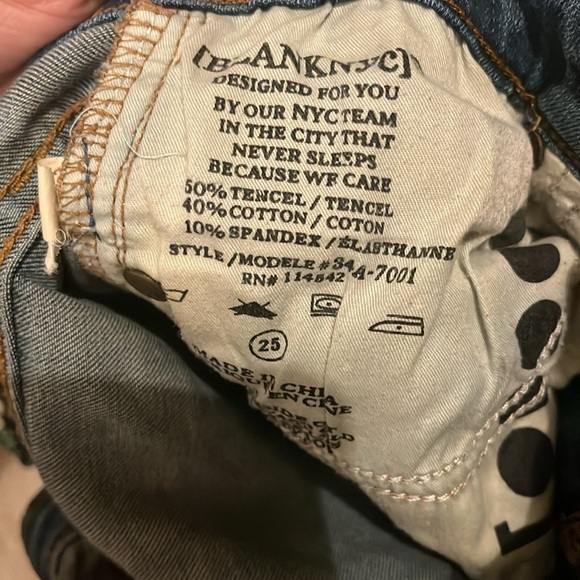 Blank NYC Skinny Classique Jeans - Picture 8 of 8
